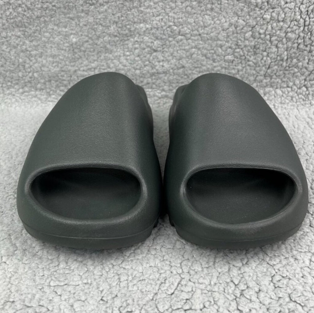 Adidas Yeezy Slide Onyx (Black) | Size 7 | Brand New (No Box)